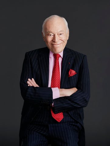 Former Estée Lauder  CEO Leonard A. Lauder passes away, leaving transformative beauty legacy thumbnail