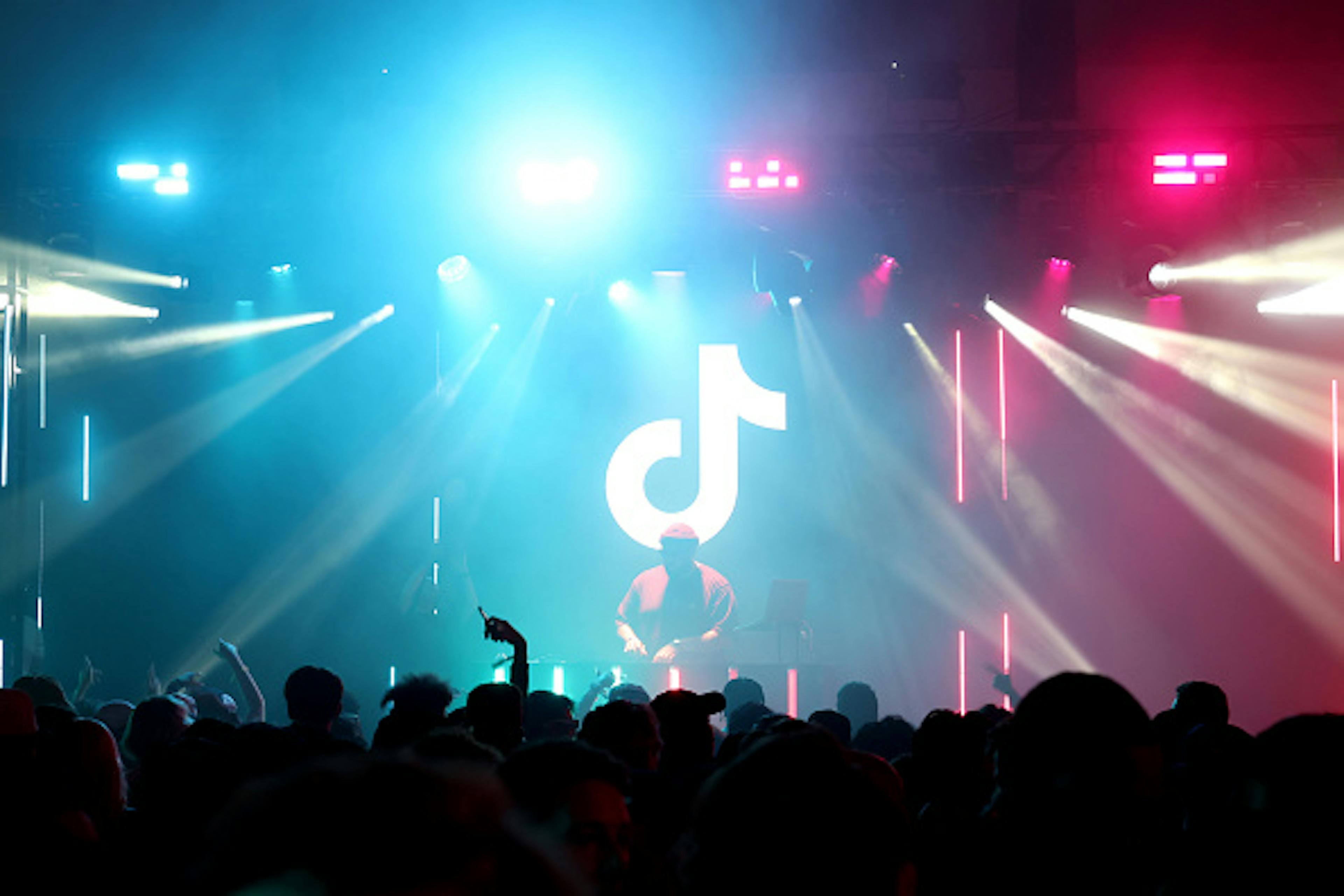 Tik Tok stage