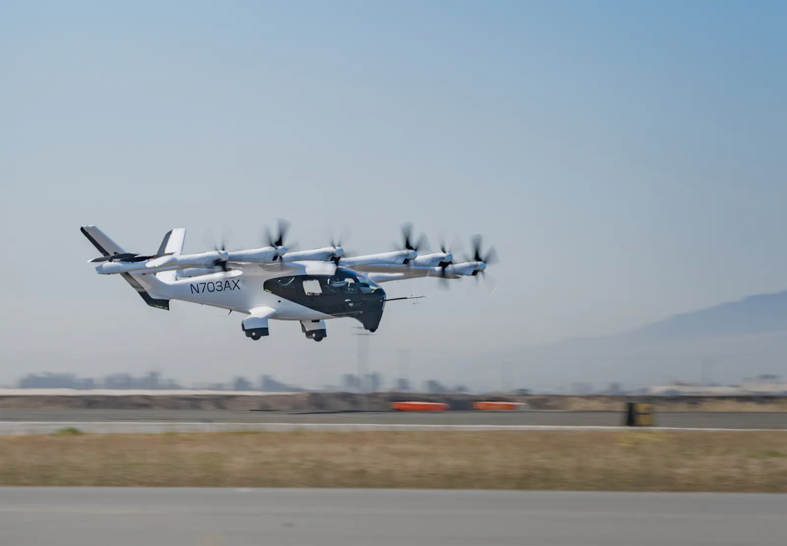 Air taxi companies are in the red as Goldman initiates coverage on Archer, Joby, and Beta thumbnail