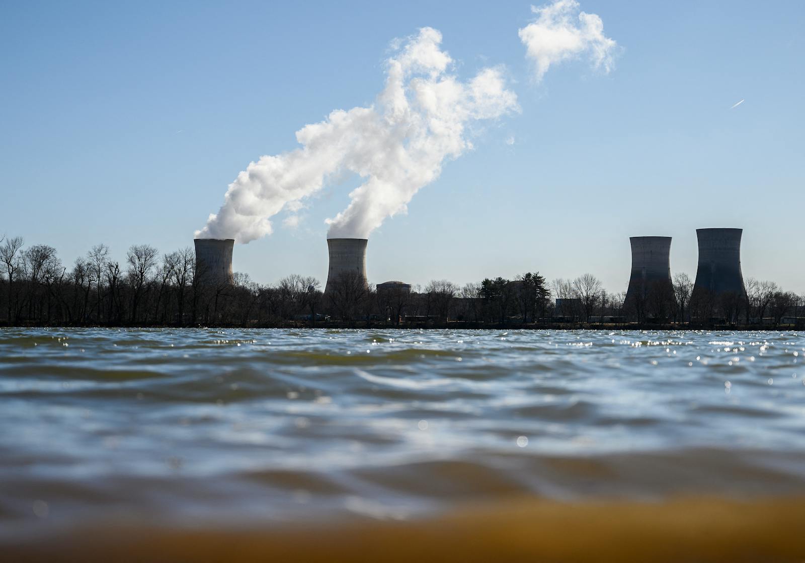 Nuke stocks jump on Three Mile Island deal thumbnail