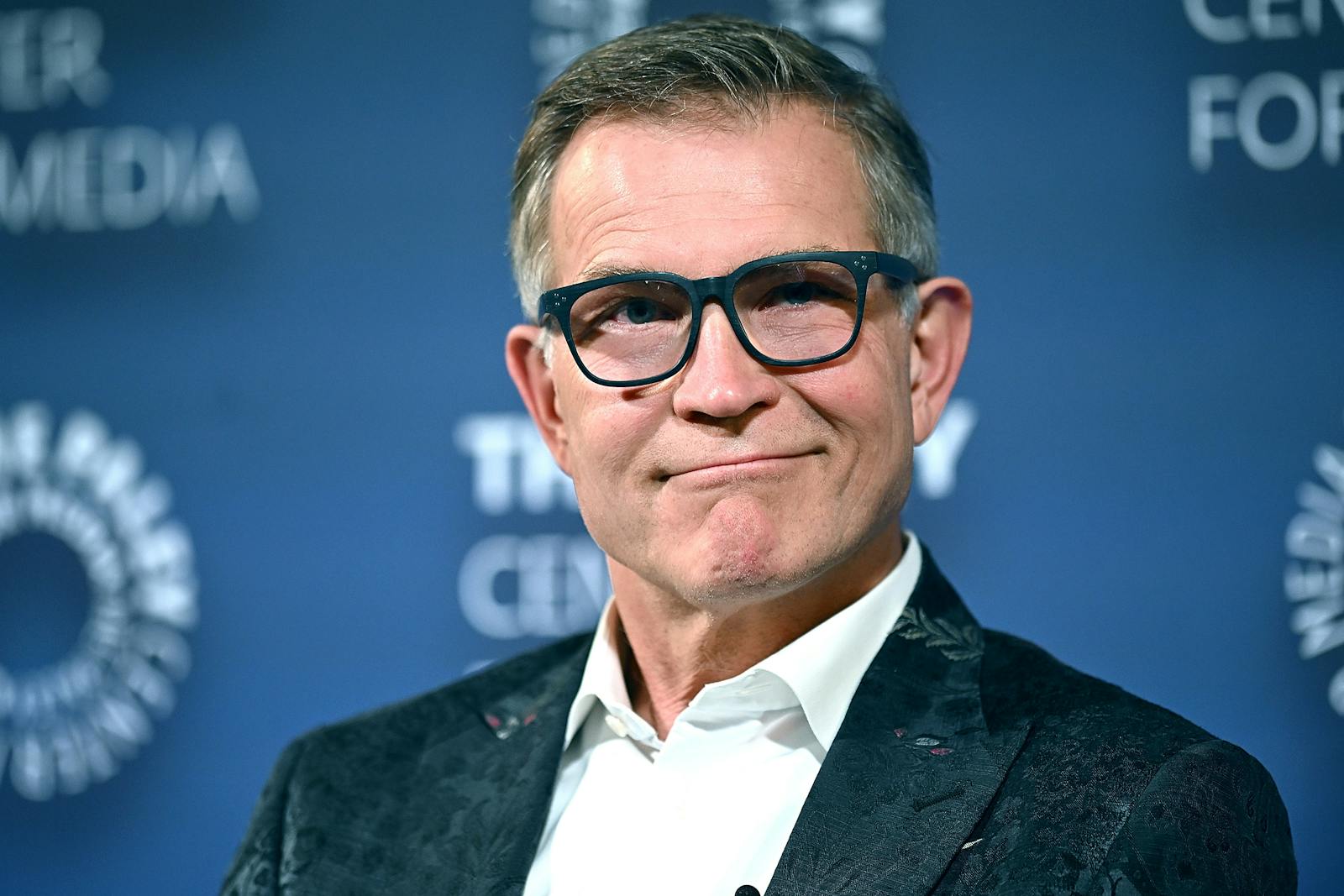 Roblox tumbles on short seller’s scathing report  thumbnail