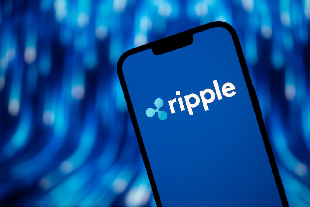Ripple’s XRP goes on massive run as regulatory headwinds appear to ease thumbnail