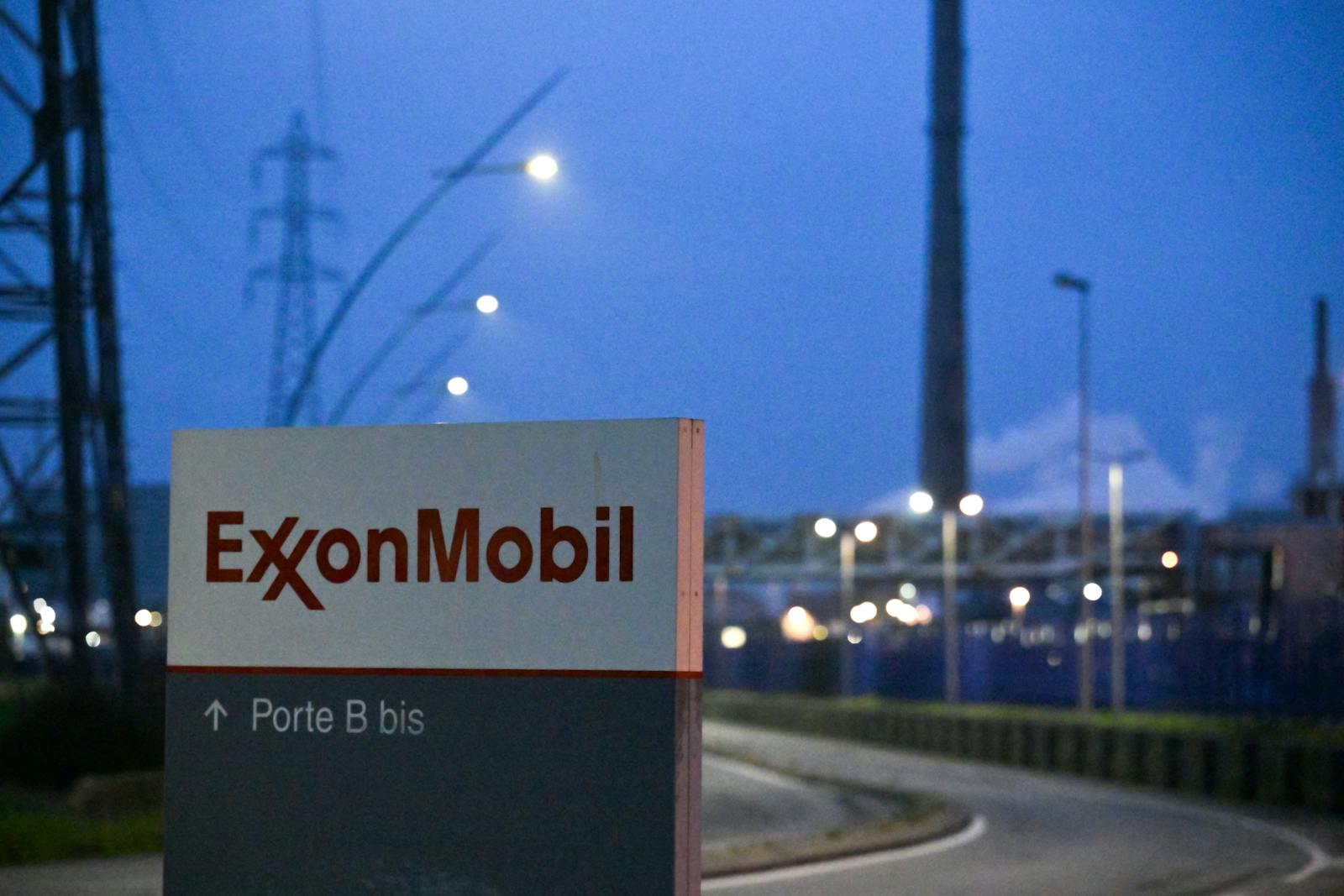 Exxon Mobil slides after reporting Q3 earnings thumbnail