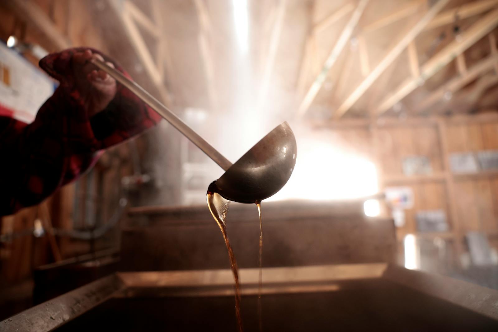  Interactive Brokers strategist dishes on the evolution of dip-buying and the “flight to crap” thumbnail