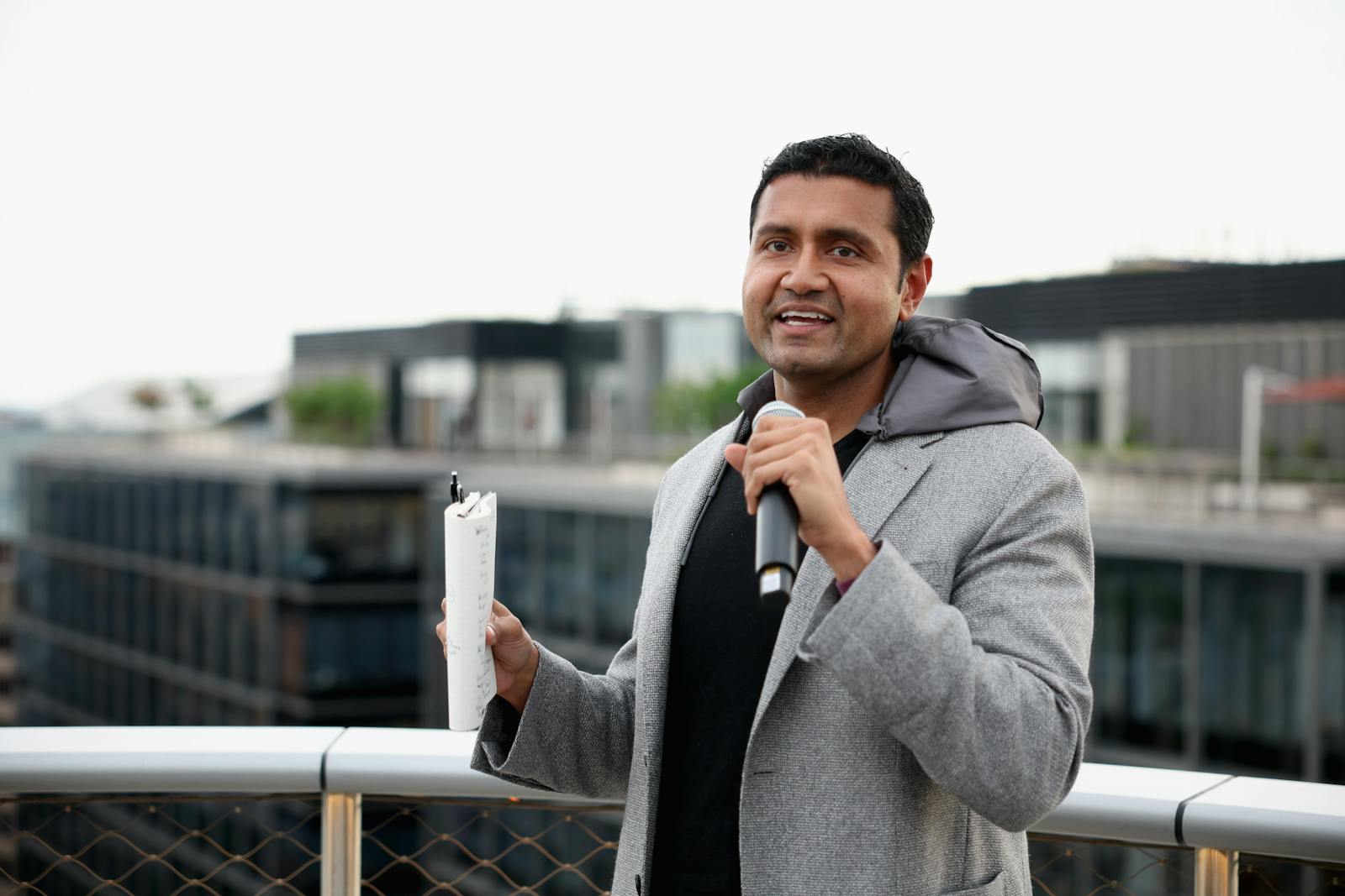 Palantir execs like DOGE-related DC disruptions thumbnail