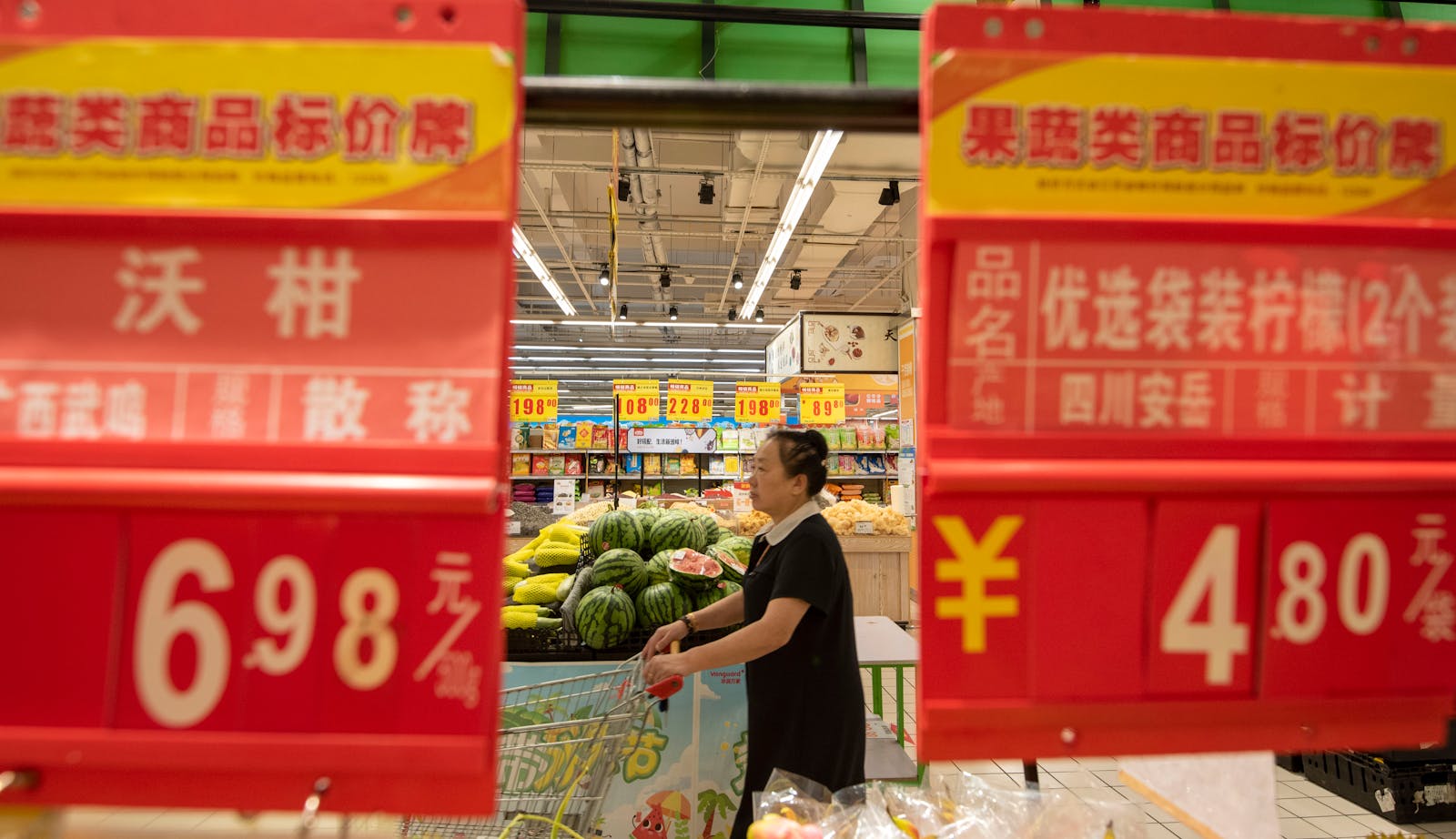 Deflation threat “clearly growing” even as Chinese stocks rally thumbnail