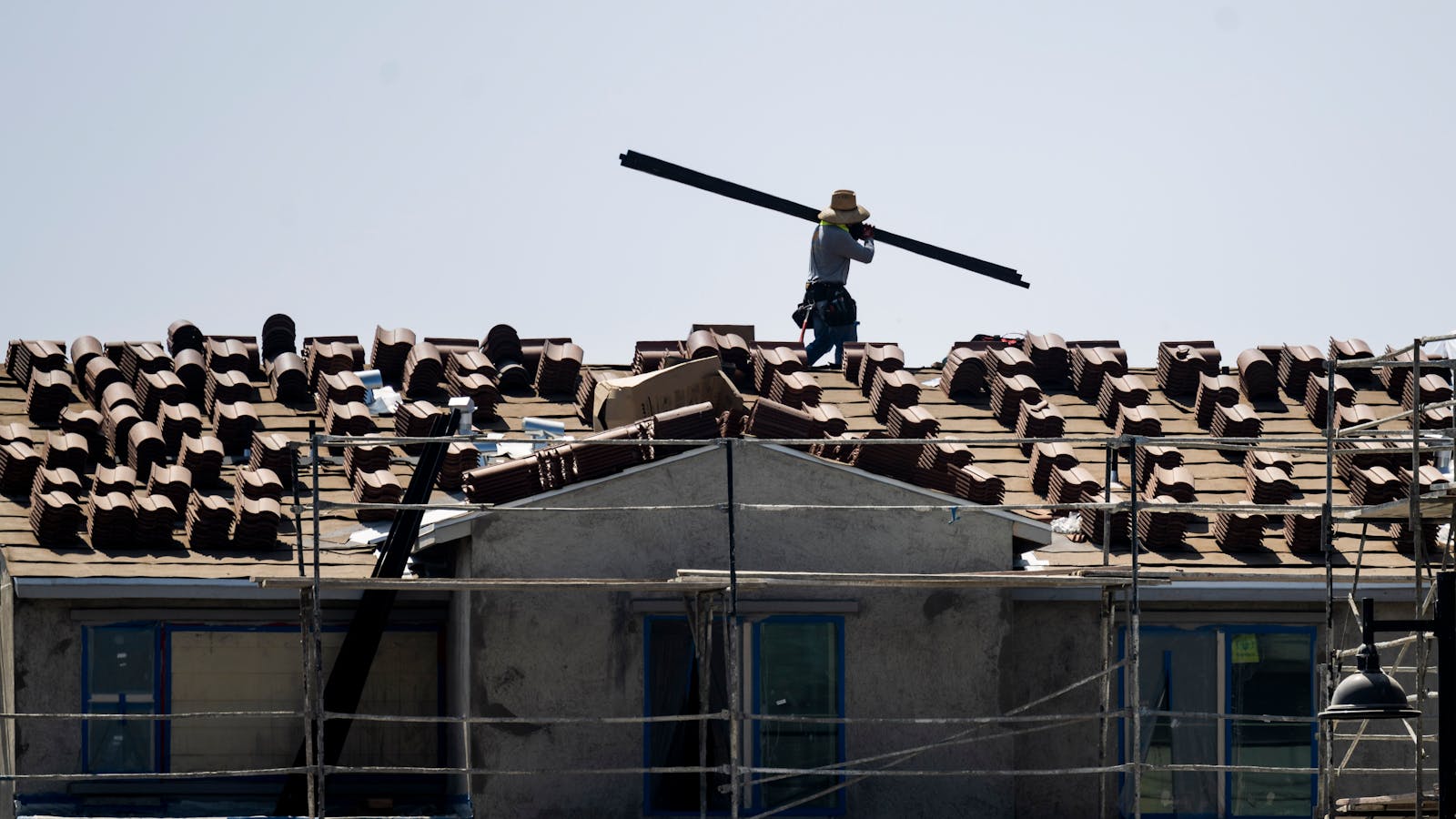 Homebuilders slump as lumber costs are poised to surge  thumbnail
