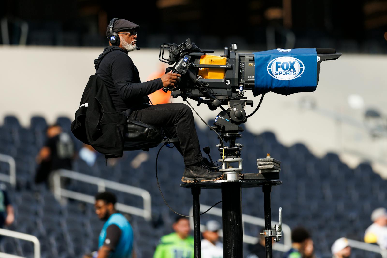 Disney, Fox, and Warner Bros. Discovery pull the plug on joint sports-streaming service thumbnail