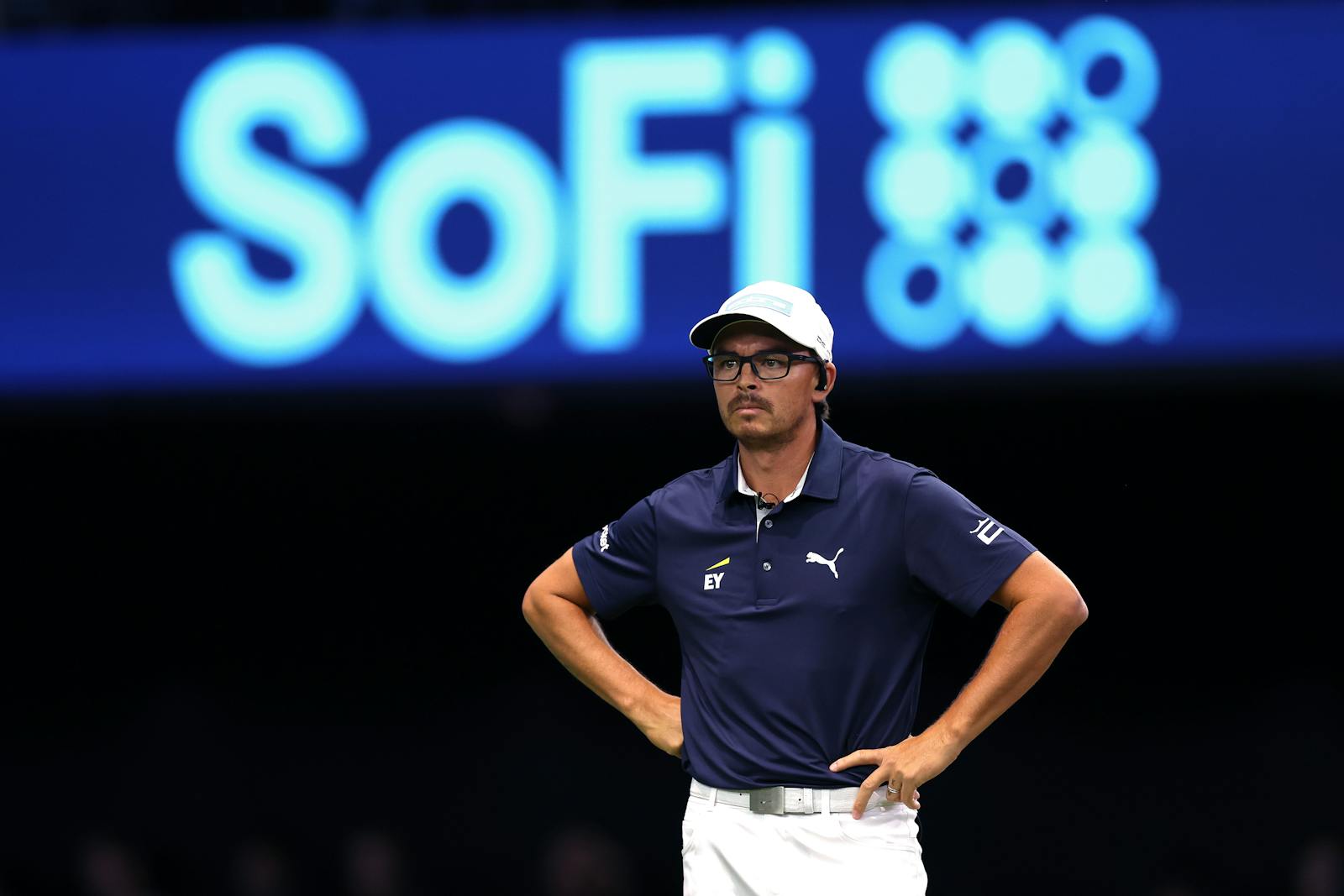 SoFi stock drops for the third day in a row thumbnail