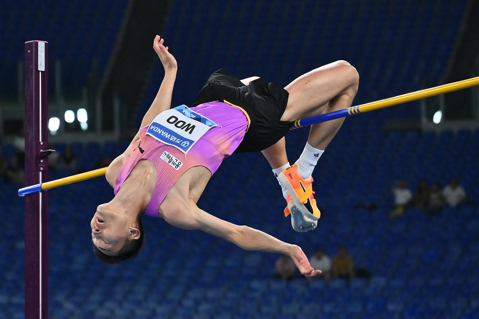 Robinhood, new S&P 500 leader, the subject of favorable analyst chatter thumbnail