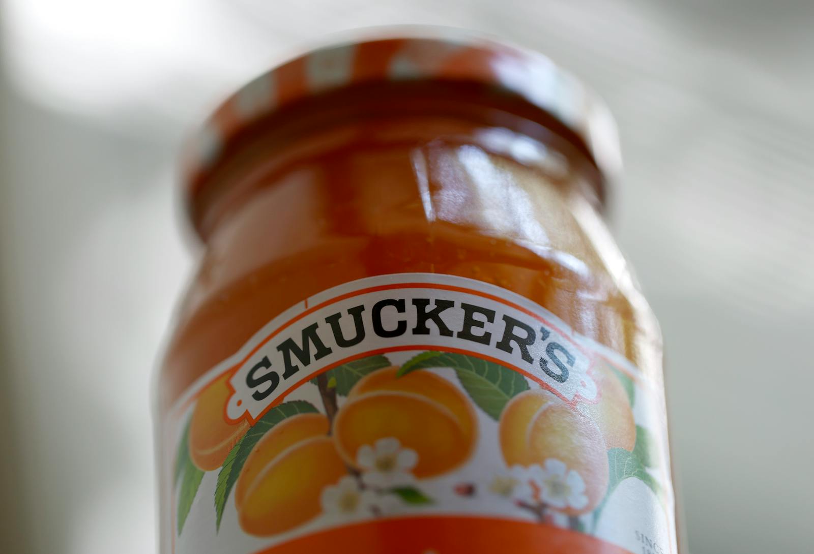 Tariffs push prices up and profits down at Smucker thumbnail