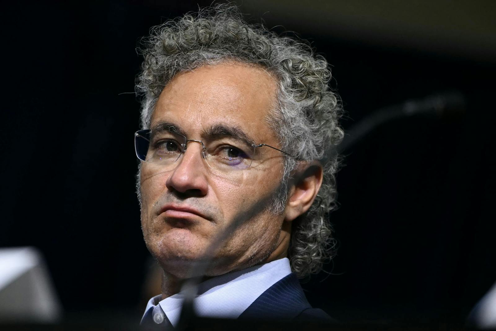 Palantir inks defense deal with Poland, touches new intraday high thumbnail