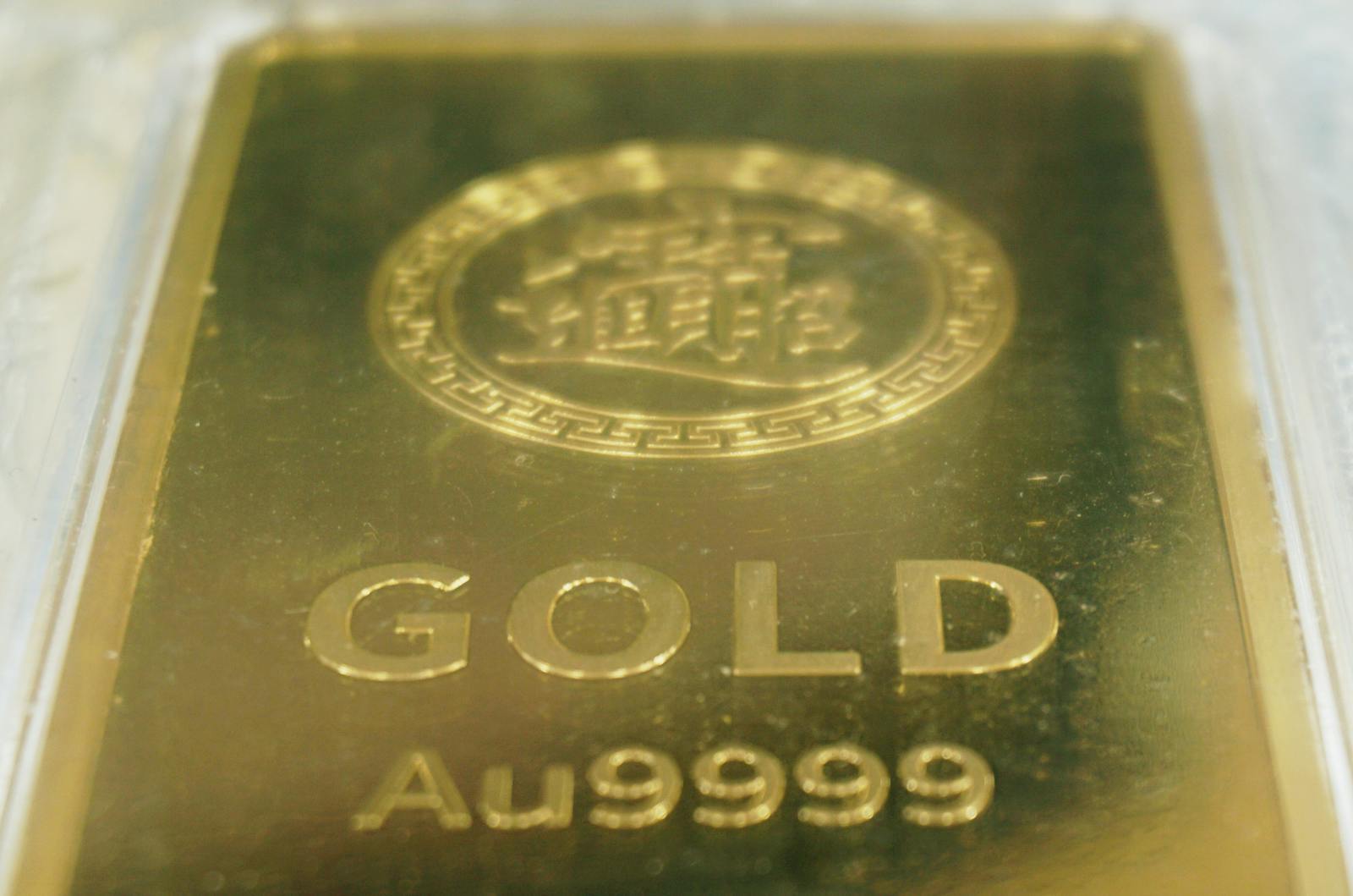 Gold slumps, GLD and miners take lumps thumbnail