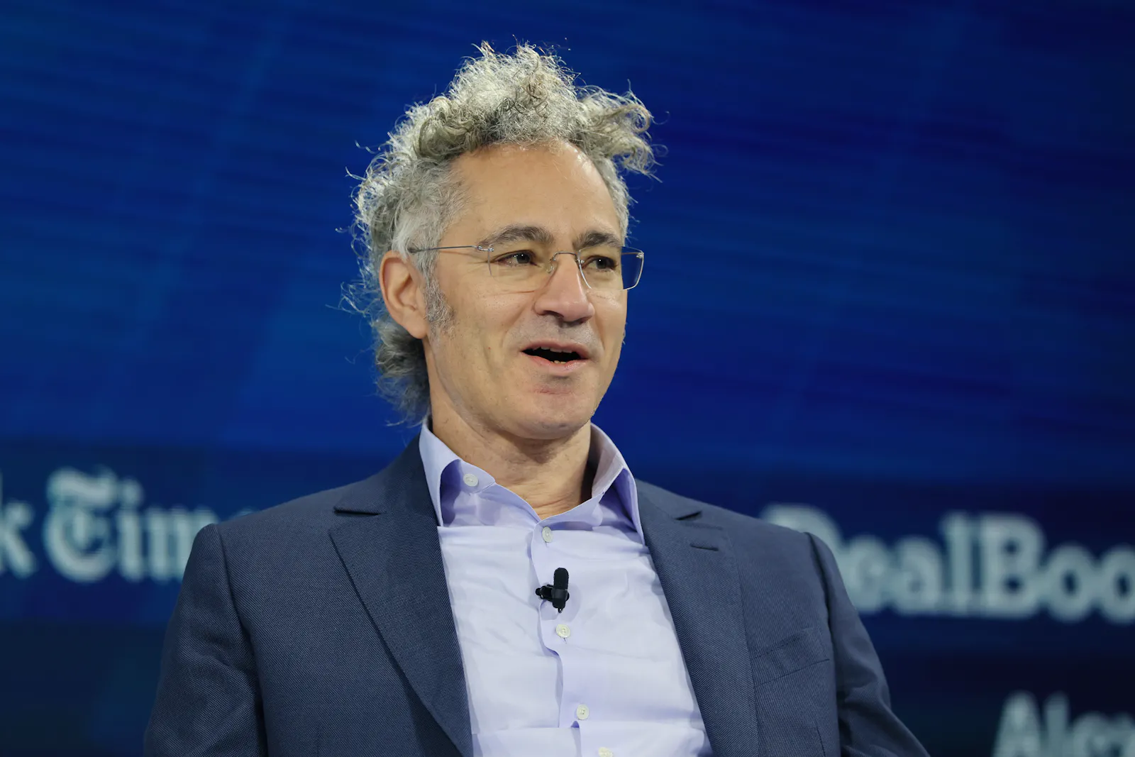 Citi upgrades Palantir to “buy,” citing recent conversations with CIOs thumbnail