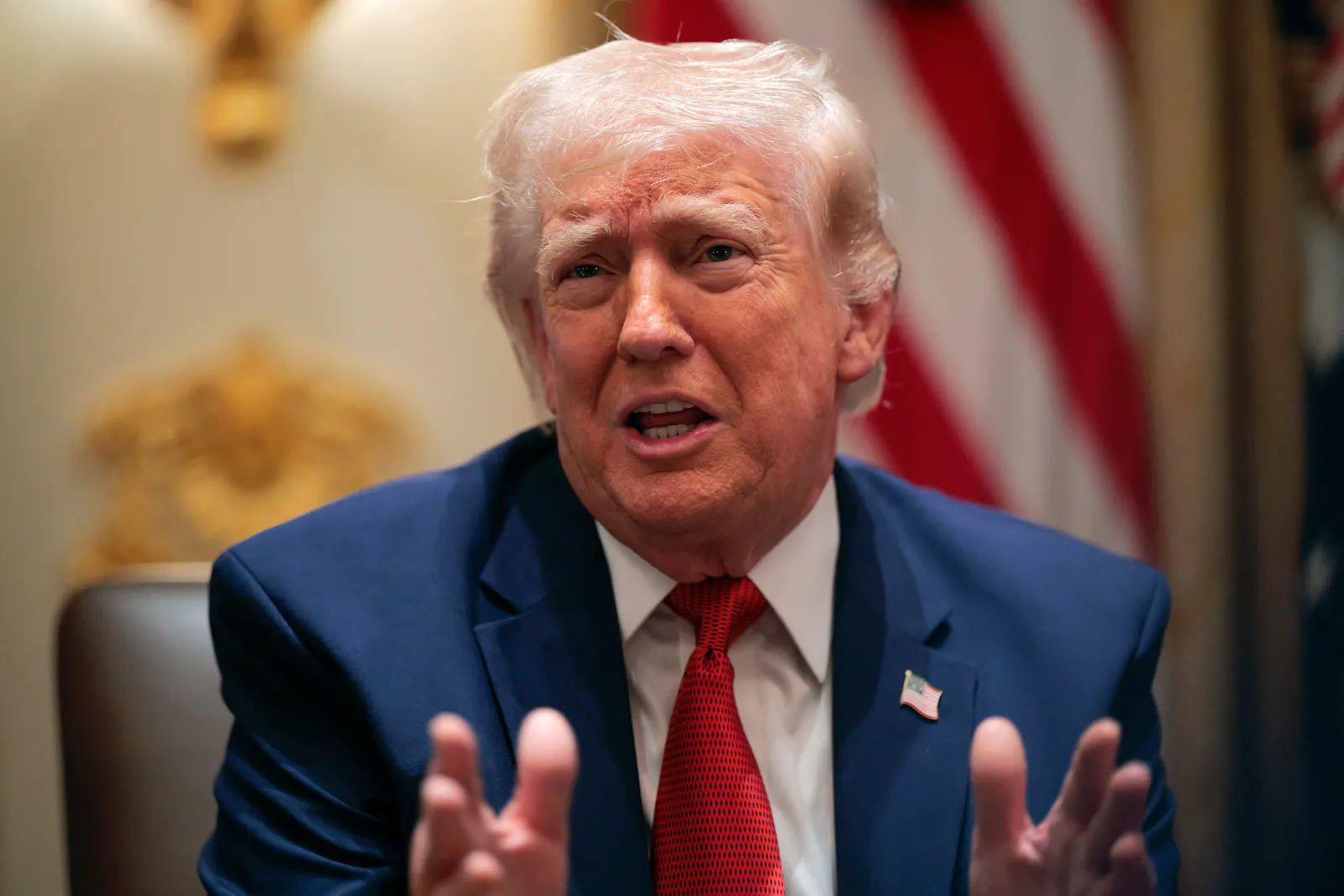 Trump reportedly willing to end Iran war without reopening the Strait of Hormuz thumbnail