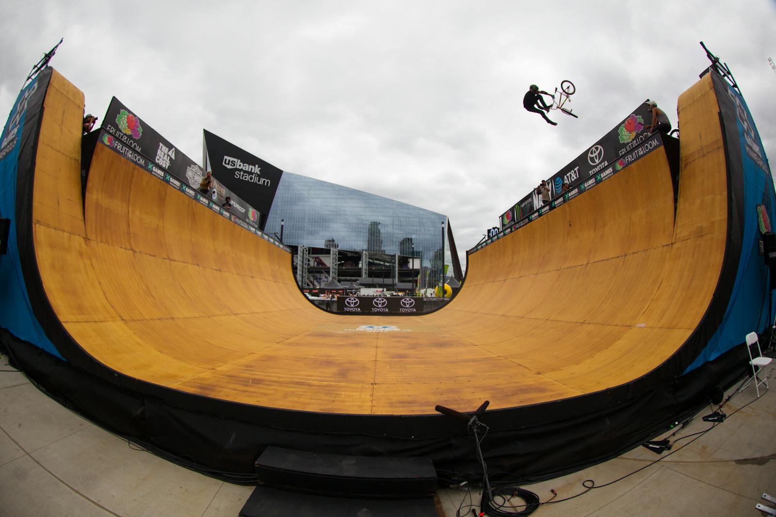 Retail investors’ relentless buying this year is starting to pay off thumbnail