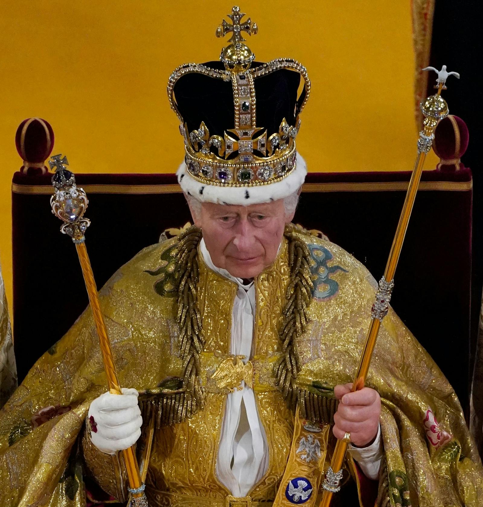 King Charles cashes in on wind power as British Crown Estate profits soar thumbnail