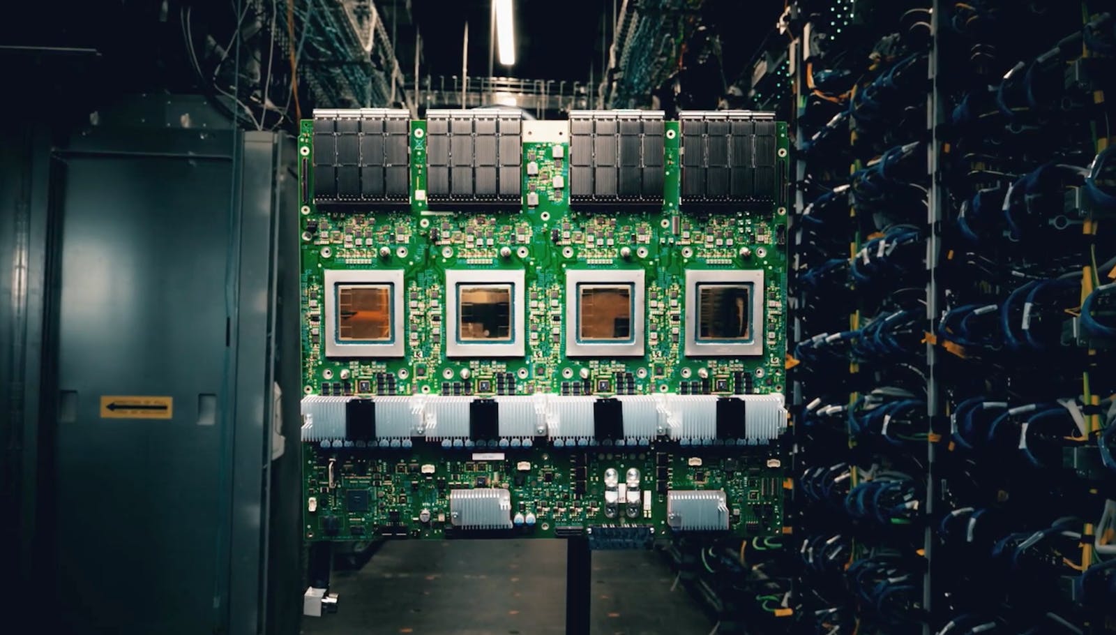 Google is reportedly pitching its AI chips to data centers thumbnail