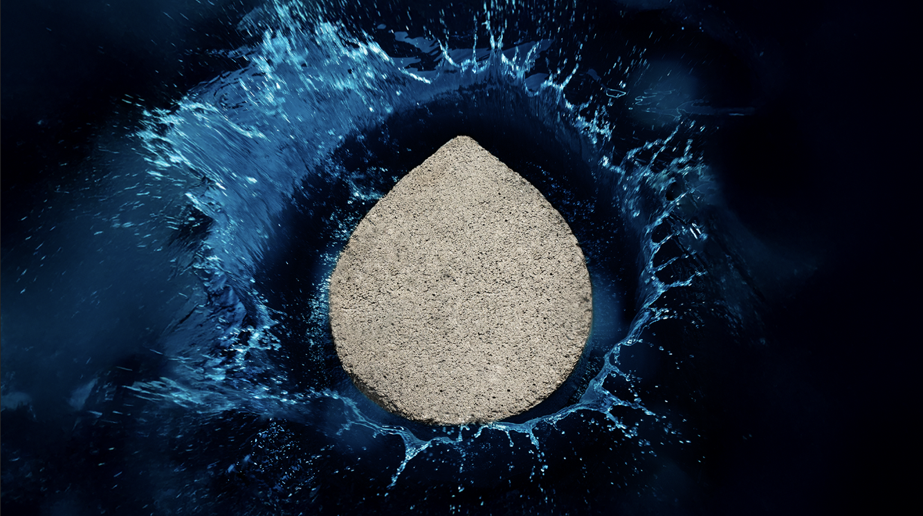 Aquipor branded imagery 