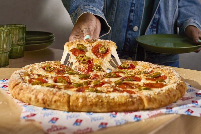 Domino’s (finally) joins the stuffed crust pizza craze to snag a bigger slice of the delivery market thumbnail