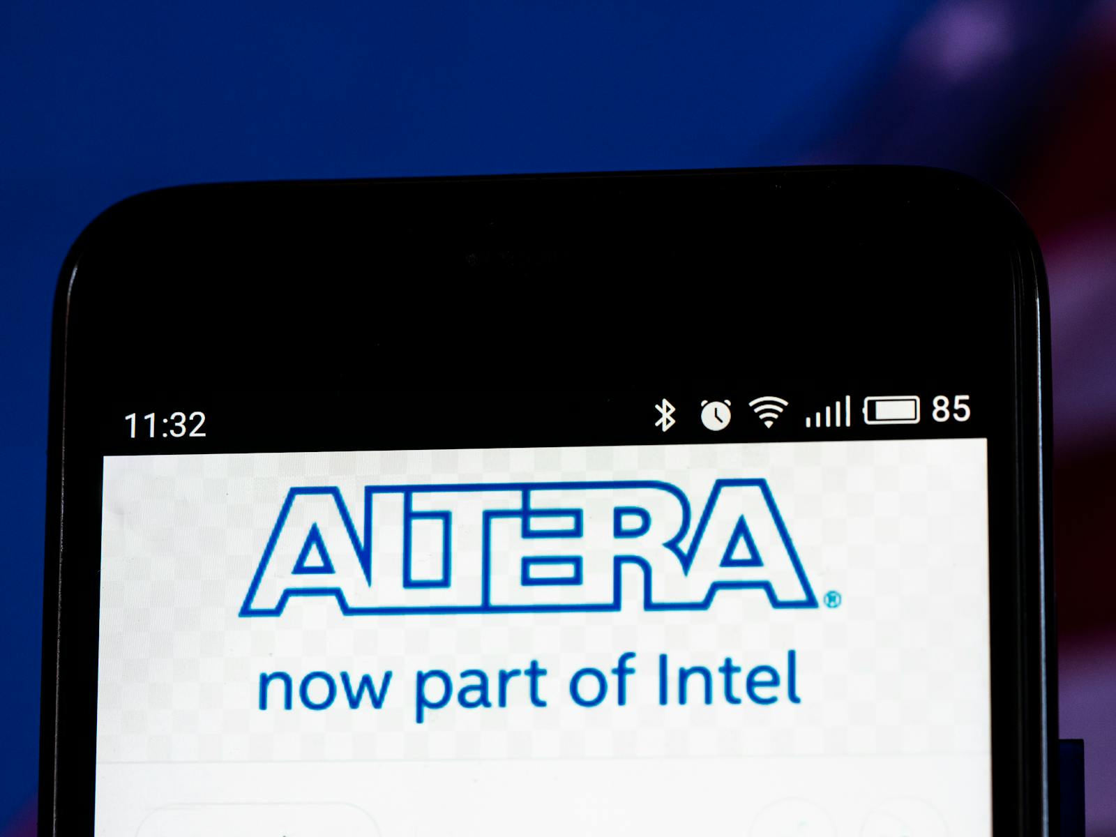Intel sells stake in Altera at about half the valuation it bought it for in 2015 thumbnail