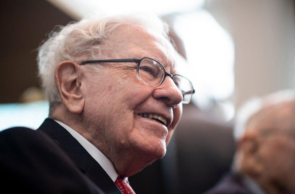 Modelo maker Constellation rises after Buffett says he has a nearly billion-dollar stake thumbnail
