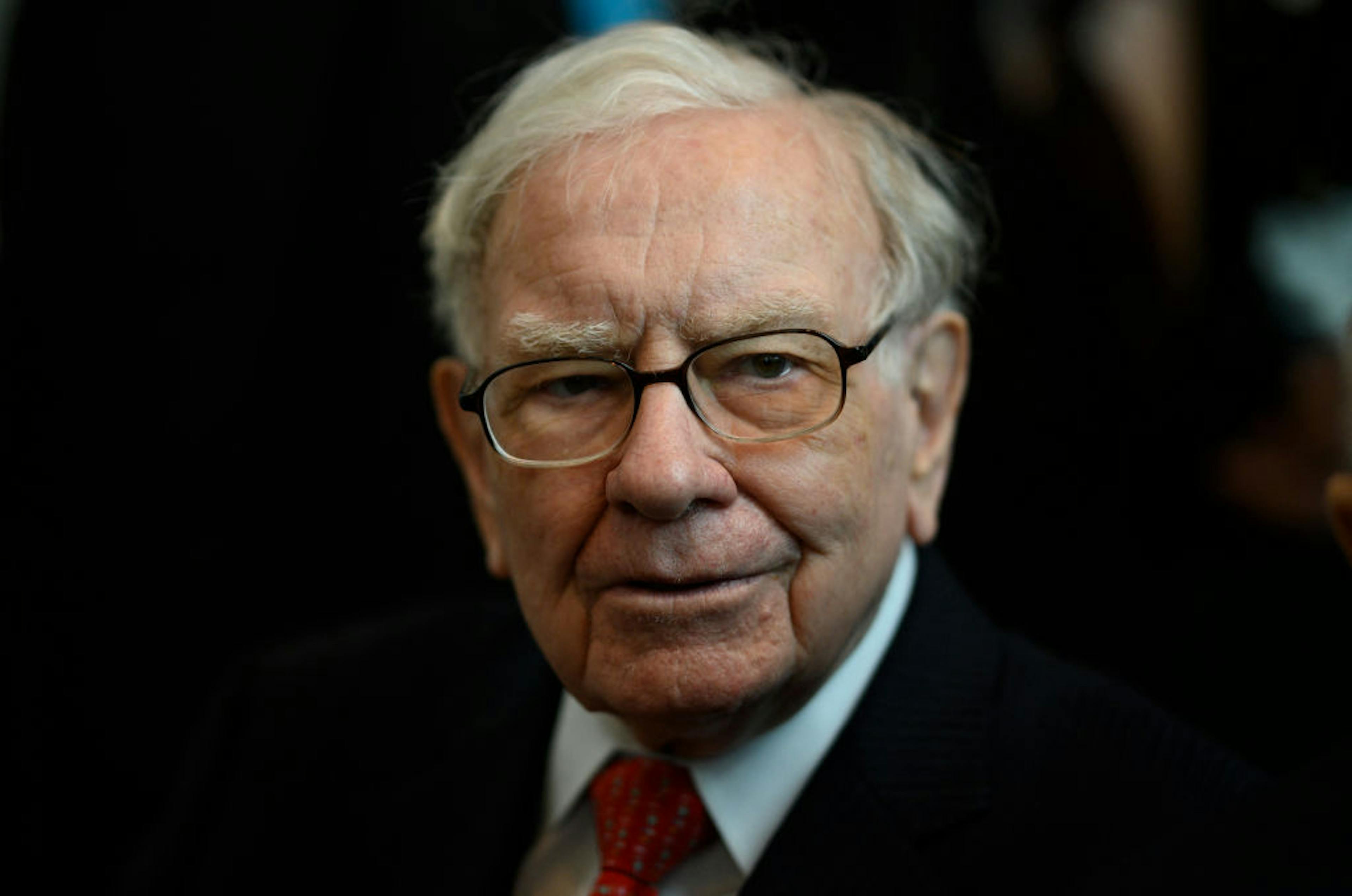 US-finance-Buffett-politics