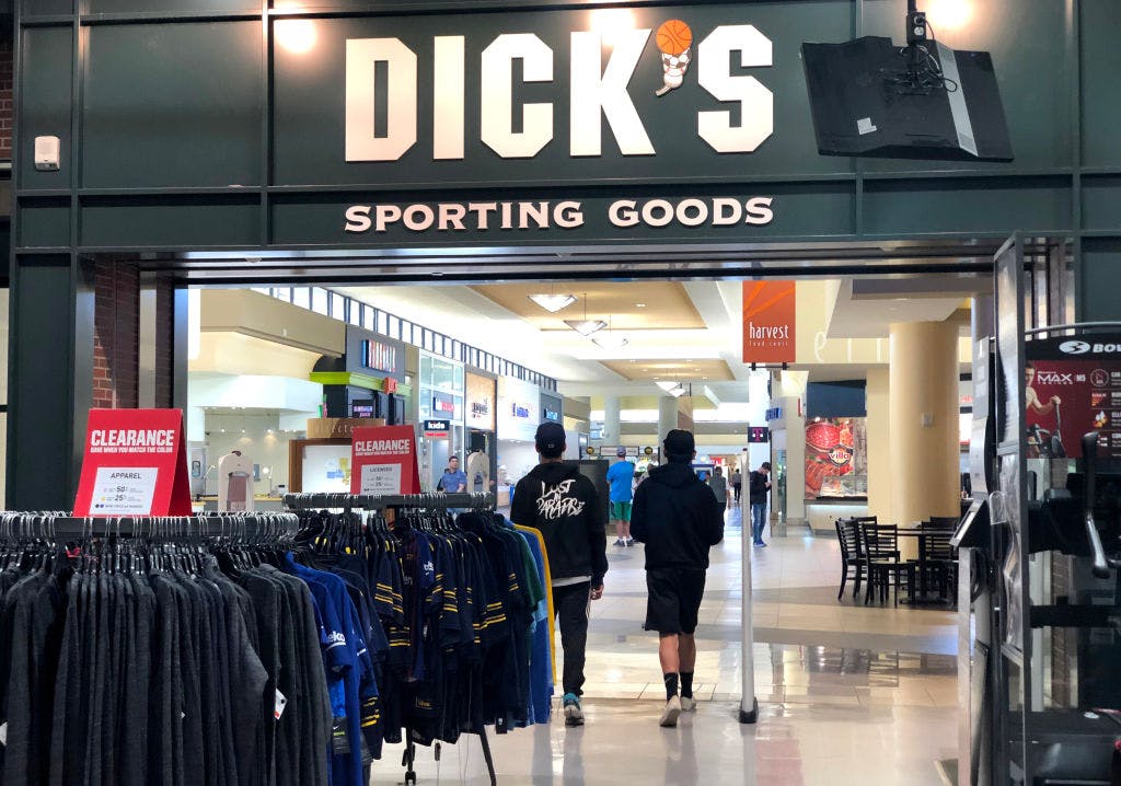 Dick’s Sporting Goods scores Q4 earnings beat, but stock is down for the count after guidance strikes out thumbnail