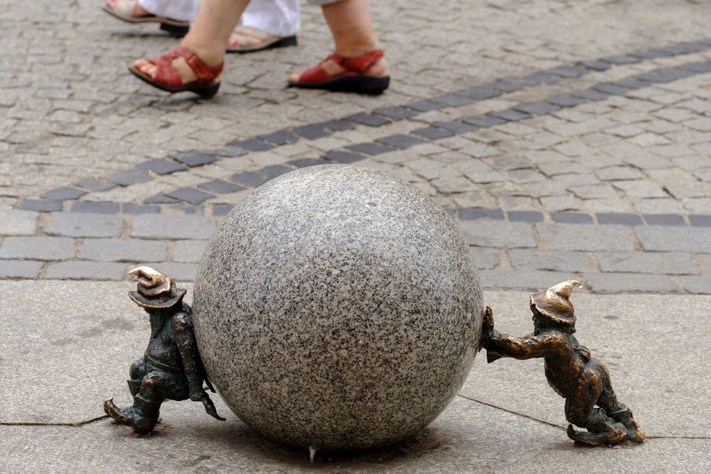 UnitedHealth surges after insiders step up with massive buys of the S&P 500’s worst performer thumbnail