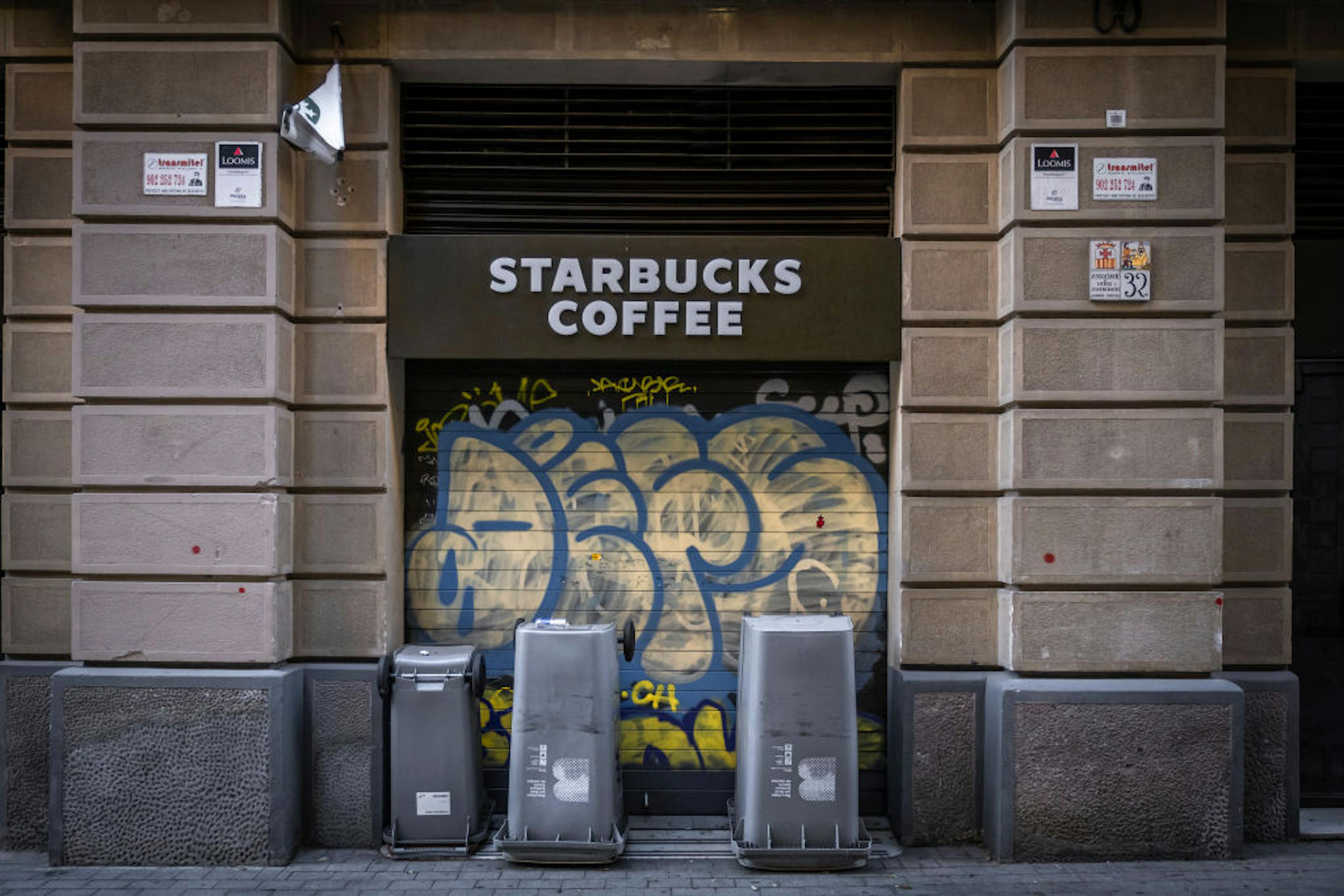 A Starbucks Coffee shop closed during the Covid-19 crisis.