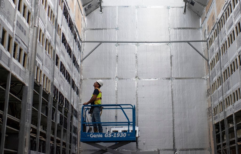 Riot plummets after missing on Q2 revenue thumbnail