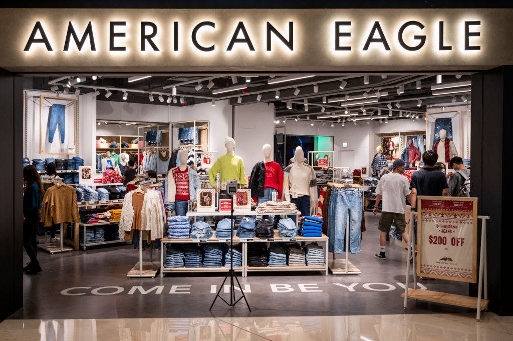 Retail stocks stage huge rebound on tariff pause announcement thumbnail