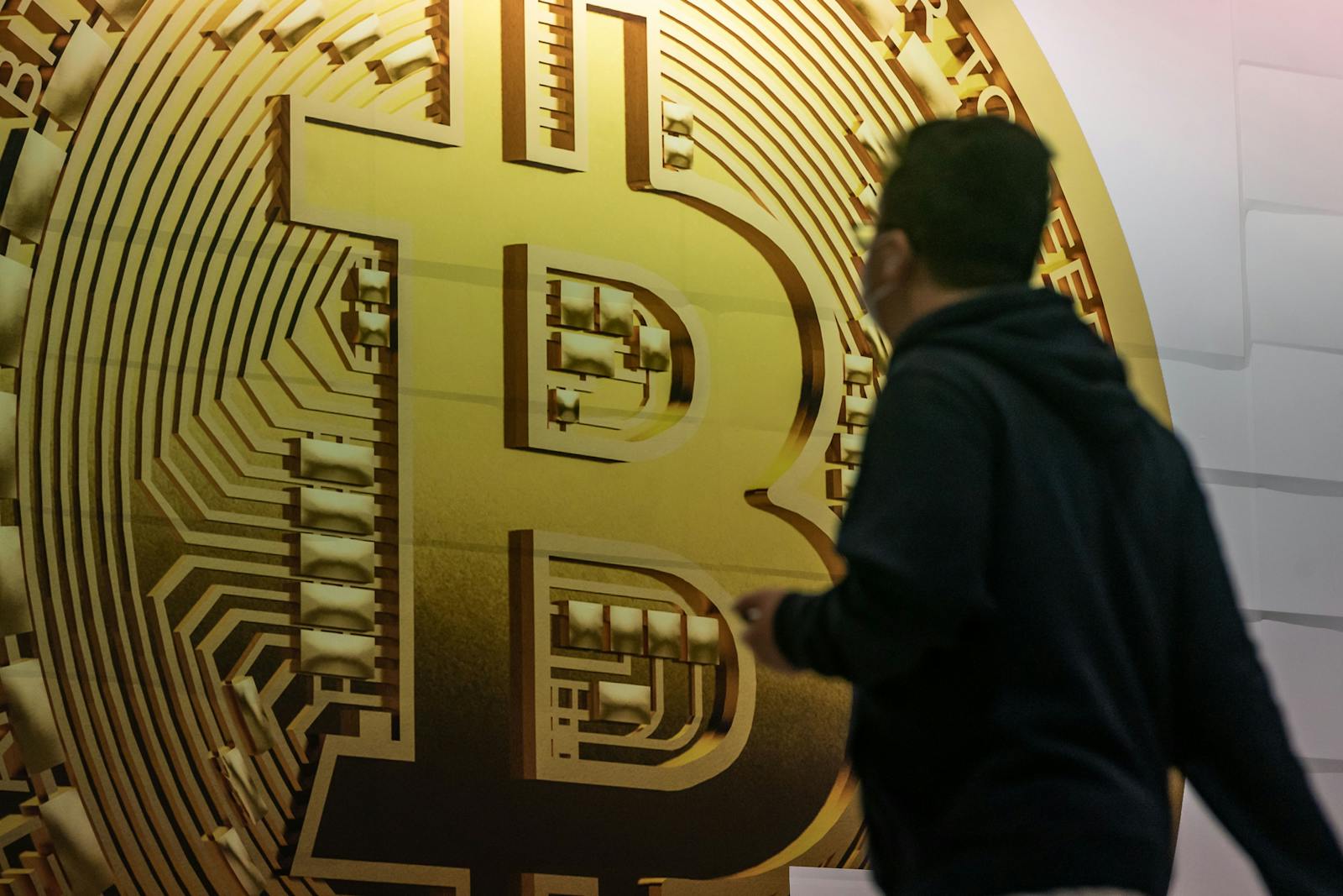 Japan's Metaplanet and Strategy's Bitcoin Buying Spree: A New Era of Corporate Crypto Investment