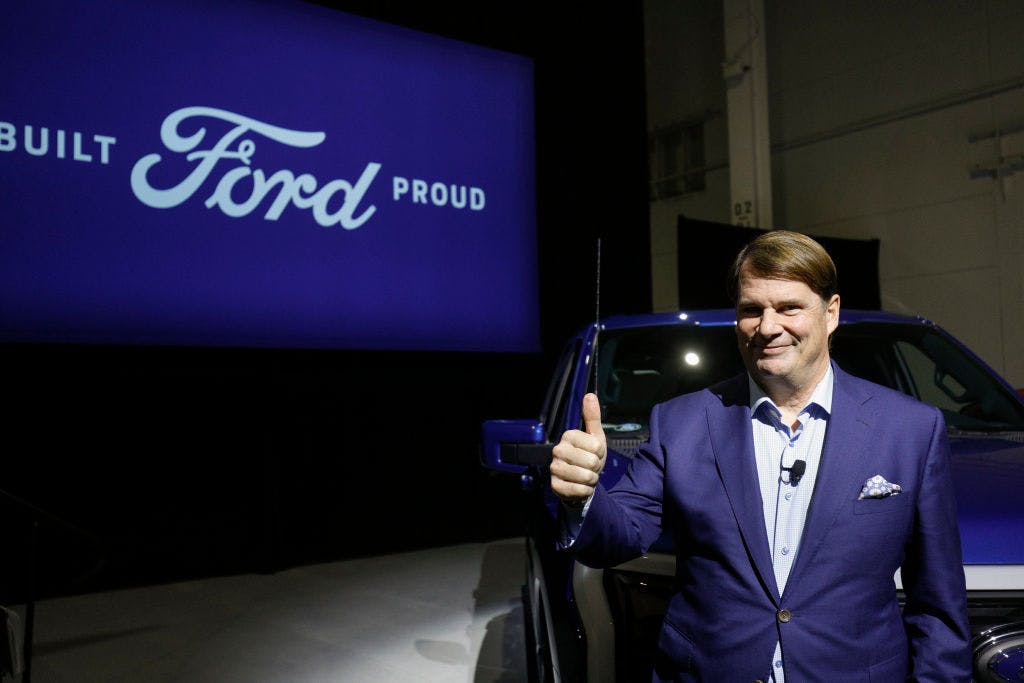 Why Ford shares are behind the pack thumbnail