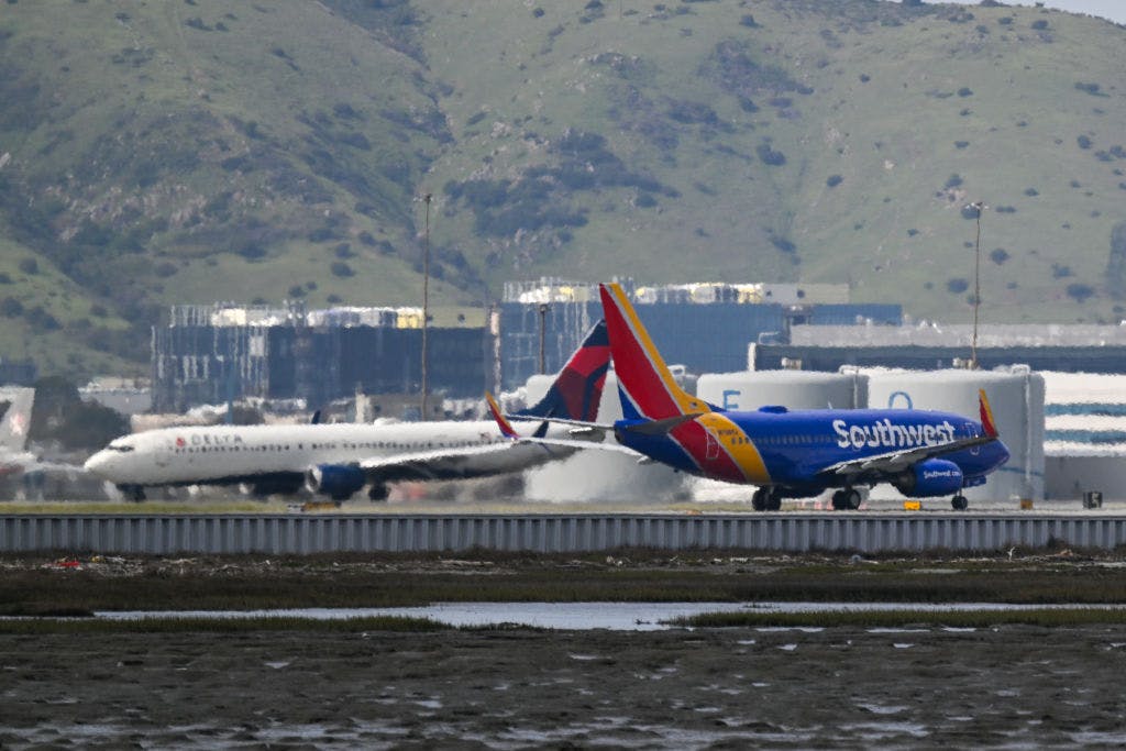 A tale of two skies: Southwest and Delta shares take off in different directions thumbnail