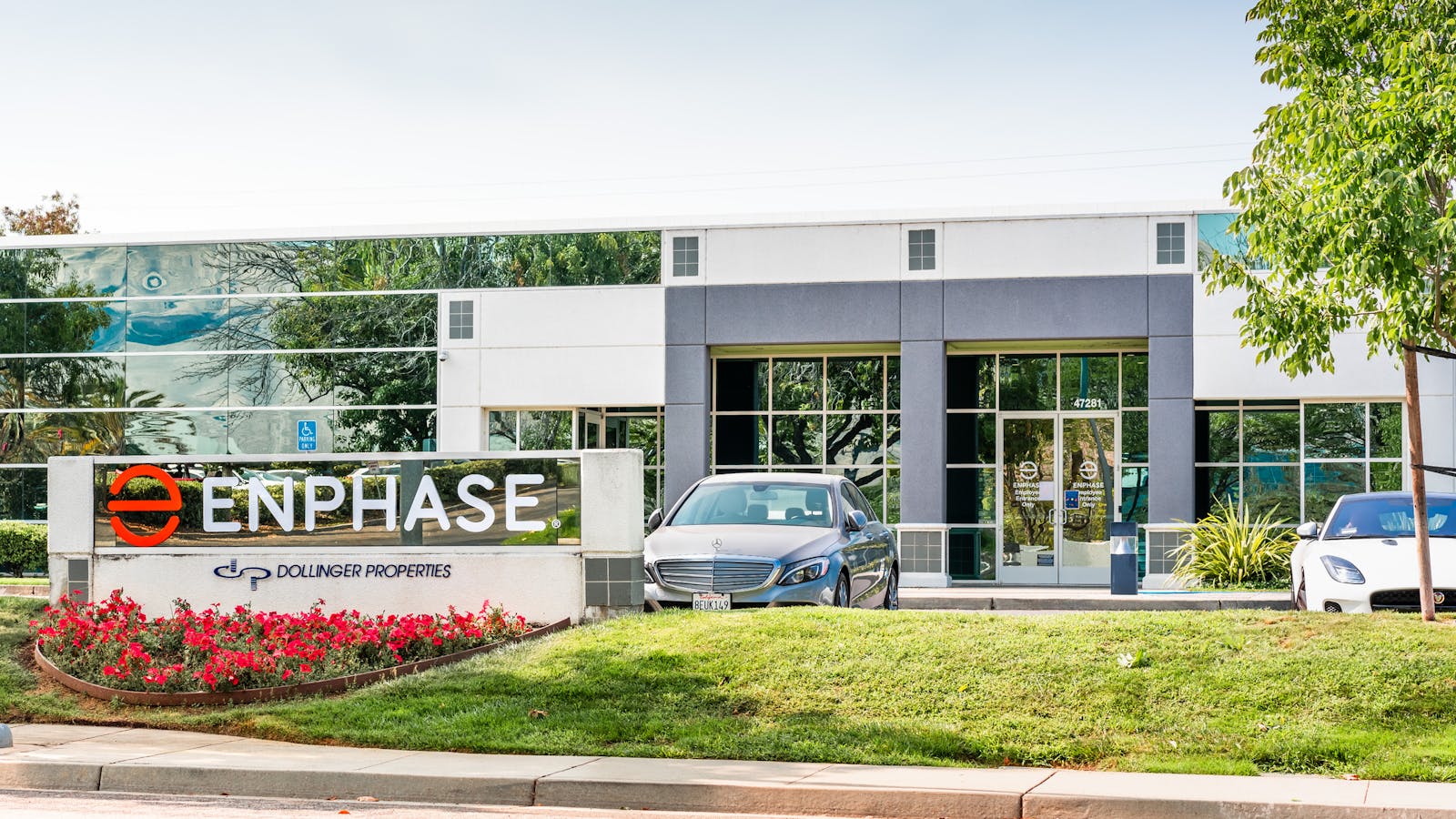 Enphase Energy stumbles and takes other solar stocks with it thumbnail