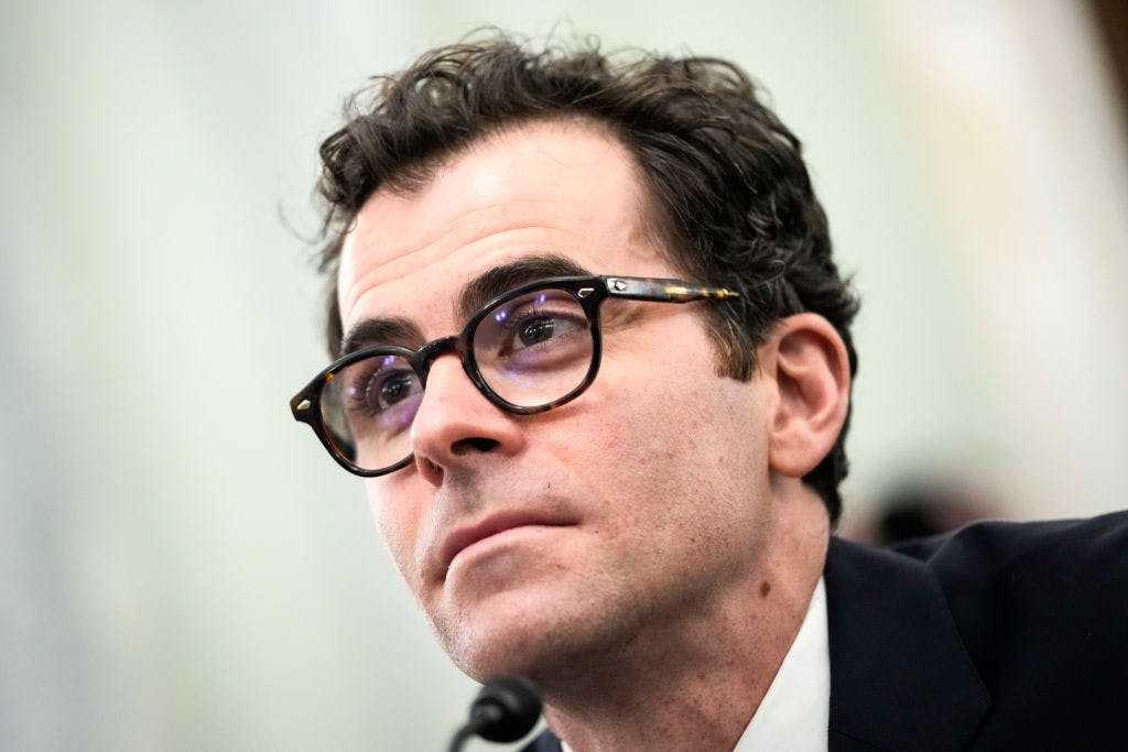 Teens’ Instagram accounts get more restrictions, but only the concepts of a plan to find them thumbnail