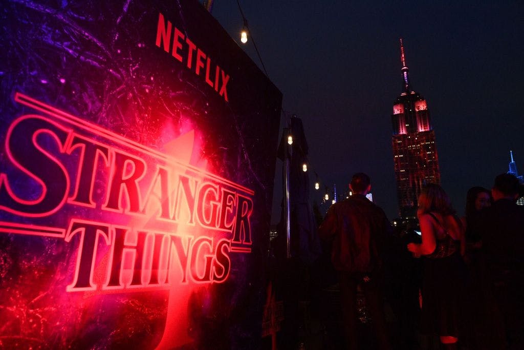 UBS doubles down on Netflix as traditional cable TV rivals cut new content budgets thumbnail
