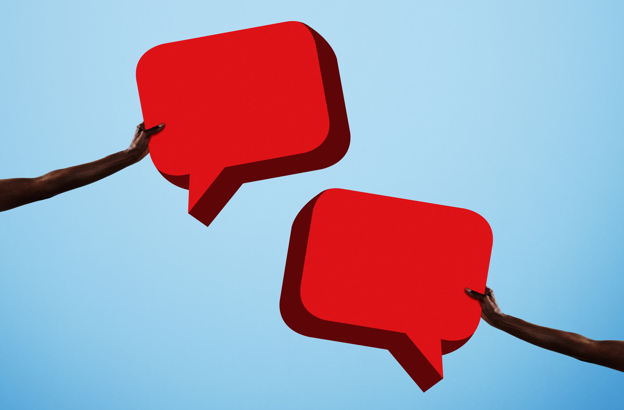 Conversation between to speech bubbles