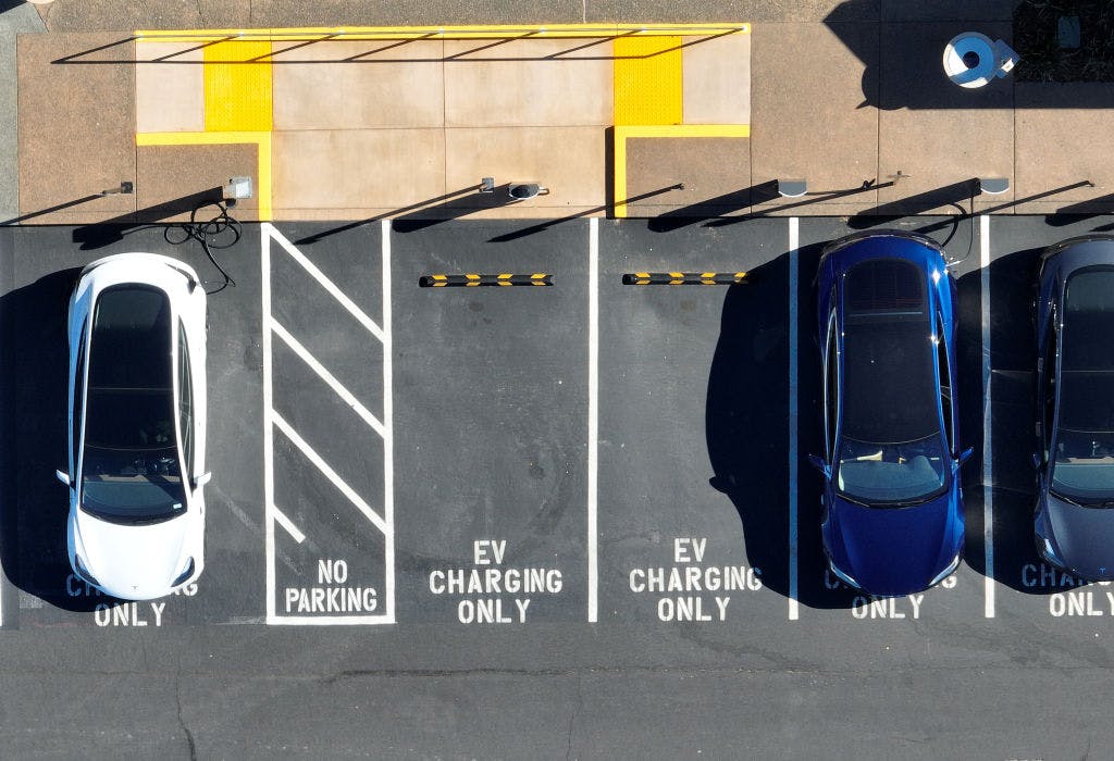 Tesla Will Open Up Its Chargers To Other Brands, In Order To Receive Federal Subsidies