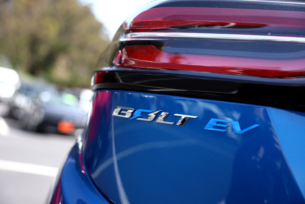GM dips after revealing it will take a $1.6 billion Q3 hit due to its EV pullback thumbnail