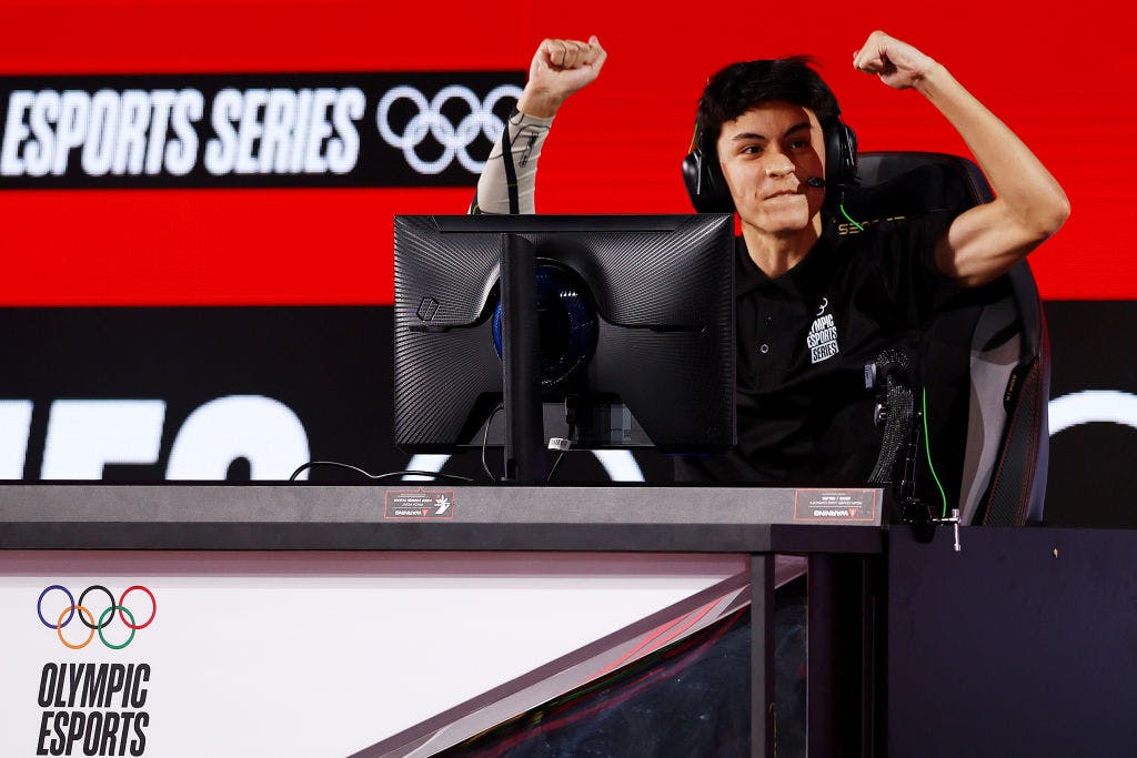 Fortnite maker Epic Games is launching an app store! On iPhones! ... In Europe only  thumbnail