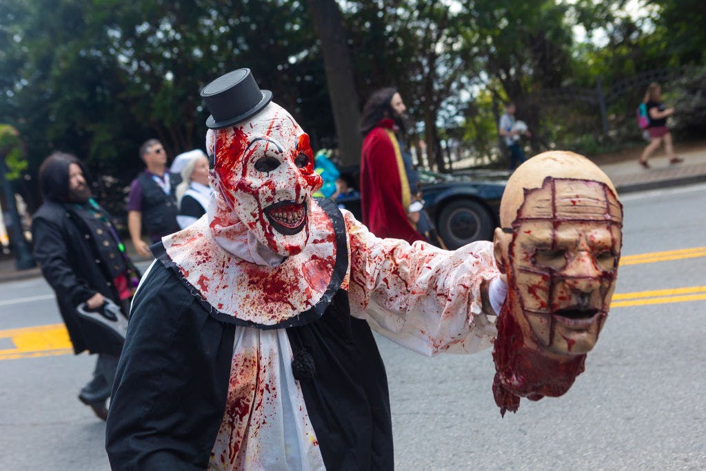 “Joker” destroyed at the box office by low-budget slasher about a different clown thumbnail