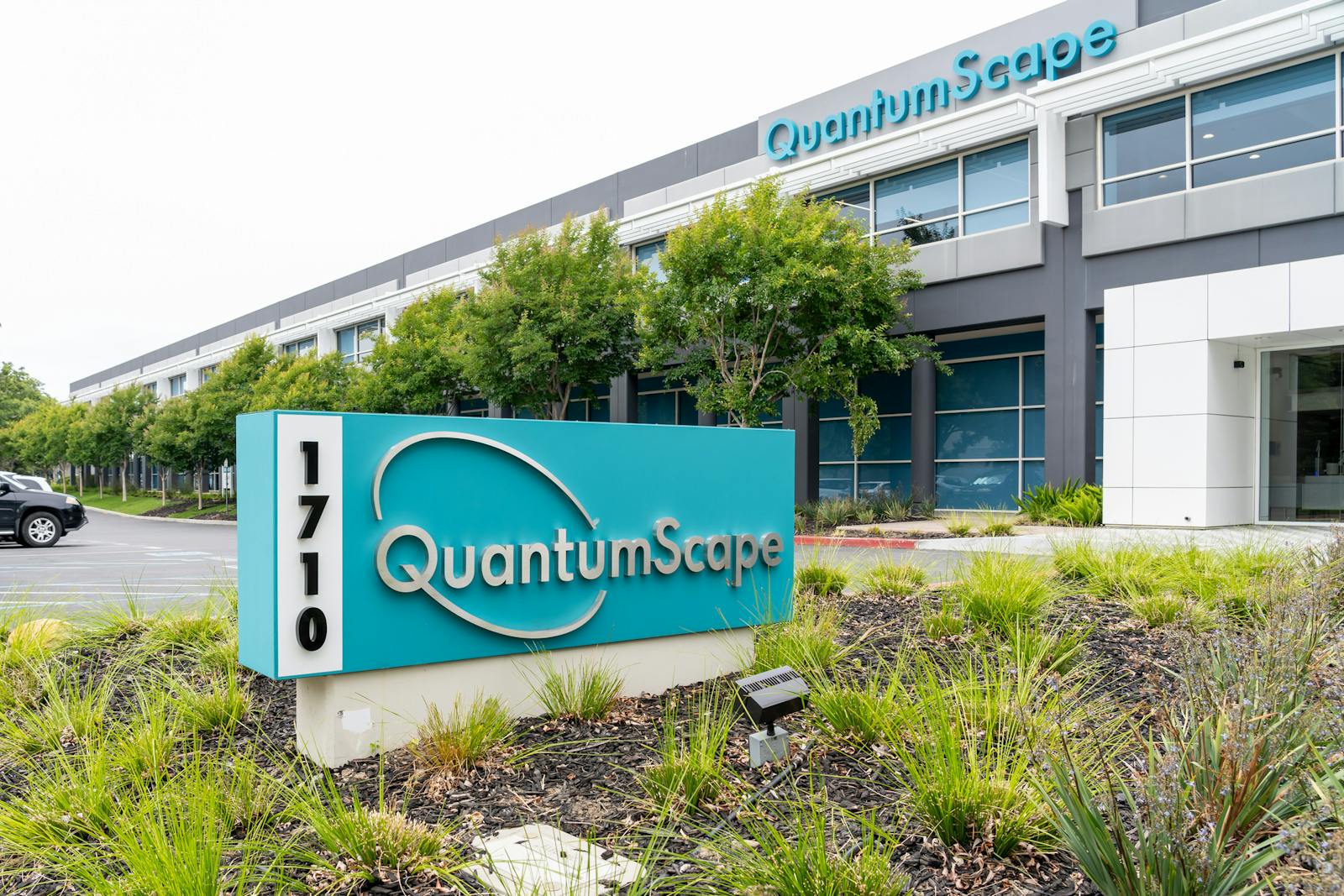 QuantumScape has never made any revenue, but its stock is up 35% this morning after claiming to have hit major milestone thumbnail