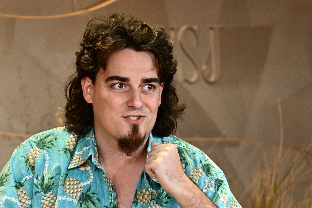 Anduril building $1 billion factory to churn out autonomous weapons and vehicles thumbnail