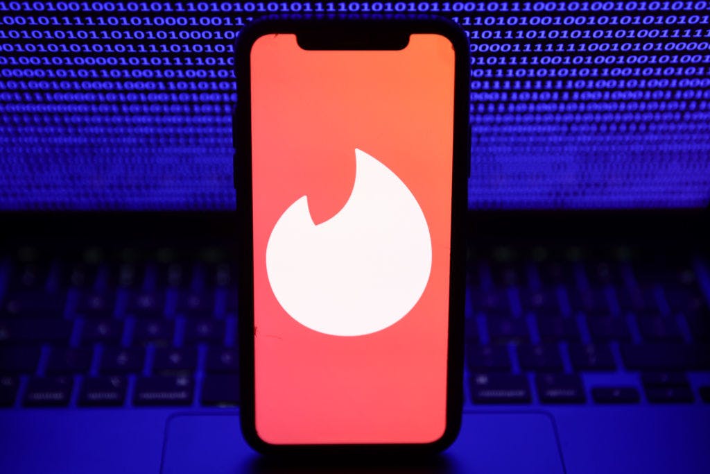 Tinder taps AI that can analyze your camera roll to find better matches thumbnail