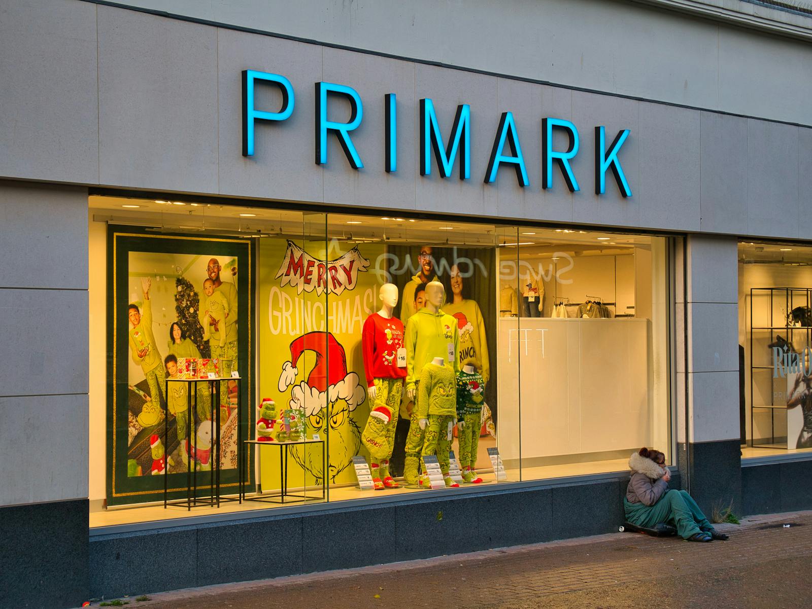 Primark owner AB Foods’ shares slump because of sugar and sentiment thumbnail