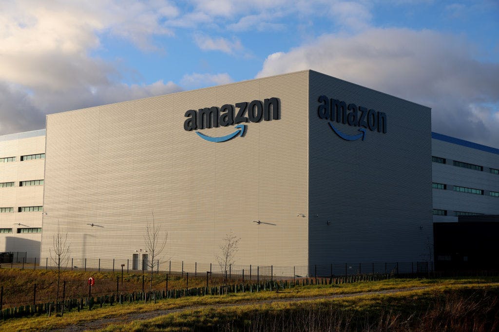 Amazon cancels some inventory orders from China, looks at investing in US warehousing thumbnail