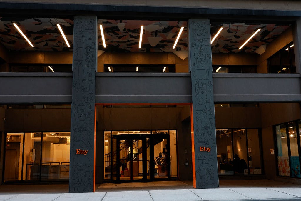 Etsy drops on CEO shake-up and weaker-than-expected core sales thumbnail