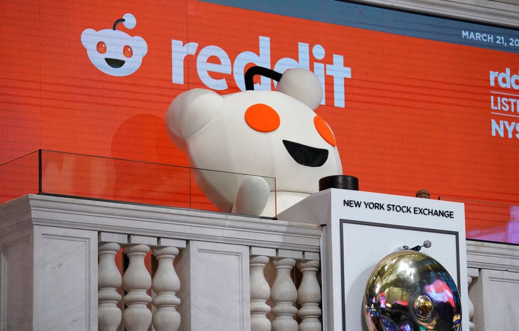 Reddit bounces on report that it’s in talks with Google, OpenAI on fresh data-sharing deal thumbnail
